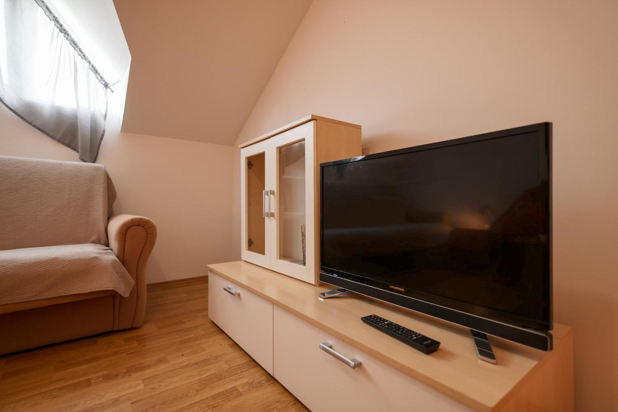 Apartments Kika ニン エクステリア 写真