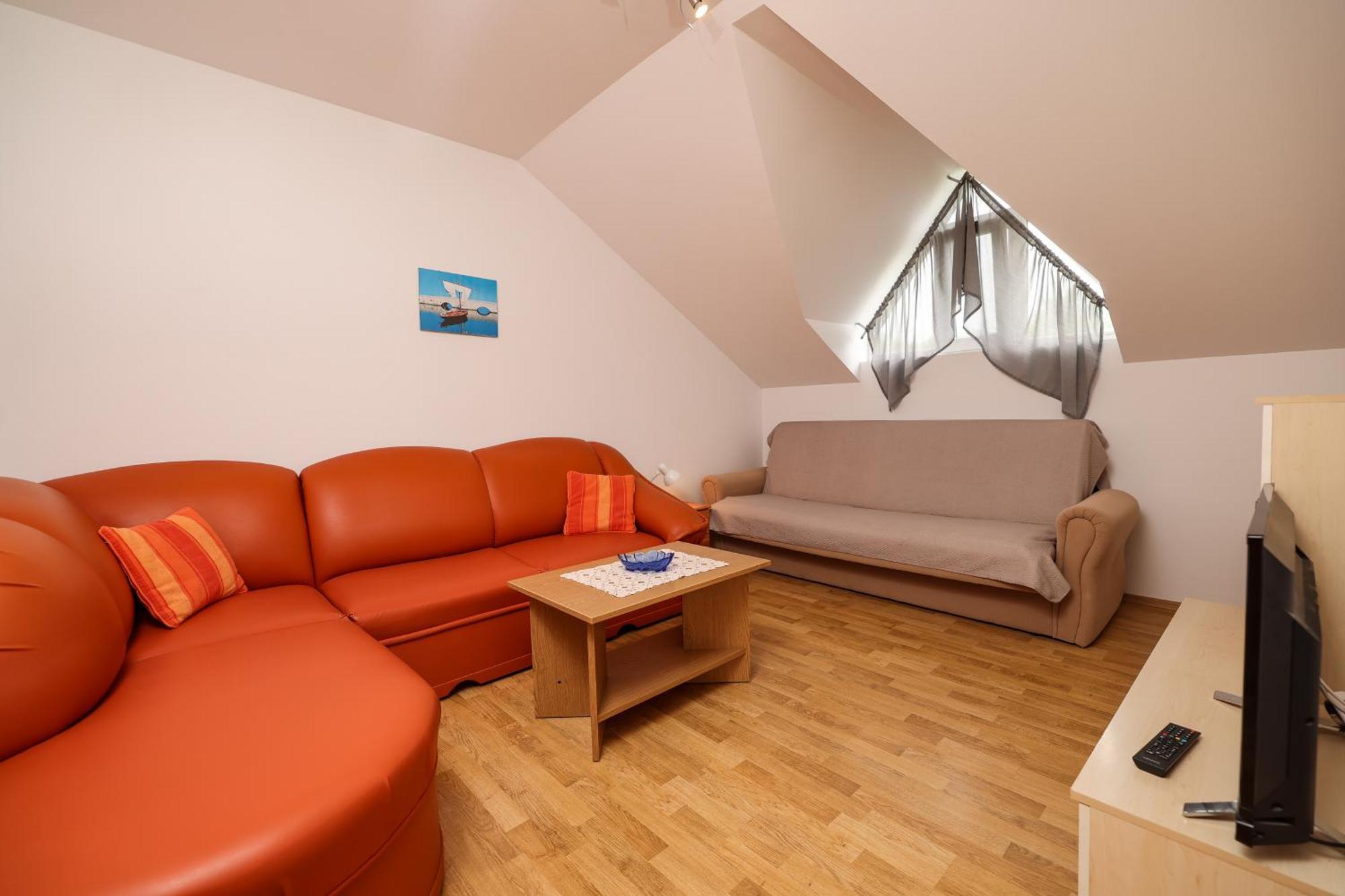 Apartments Kika ニン エクステリア 写真