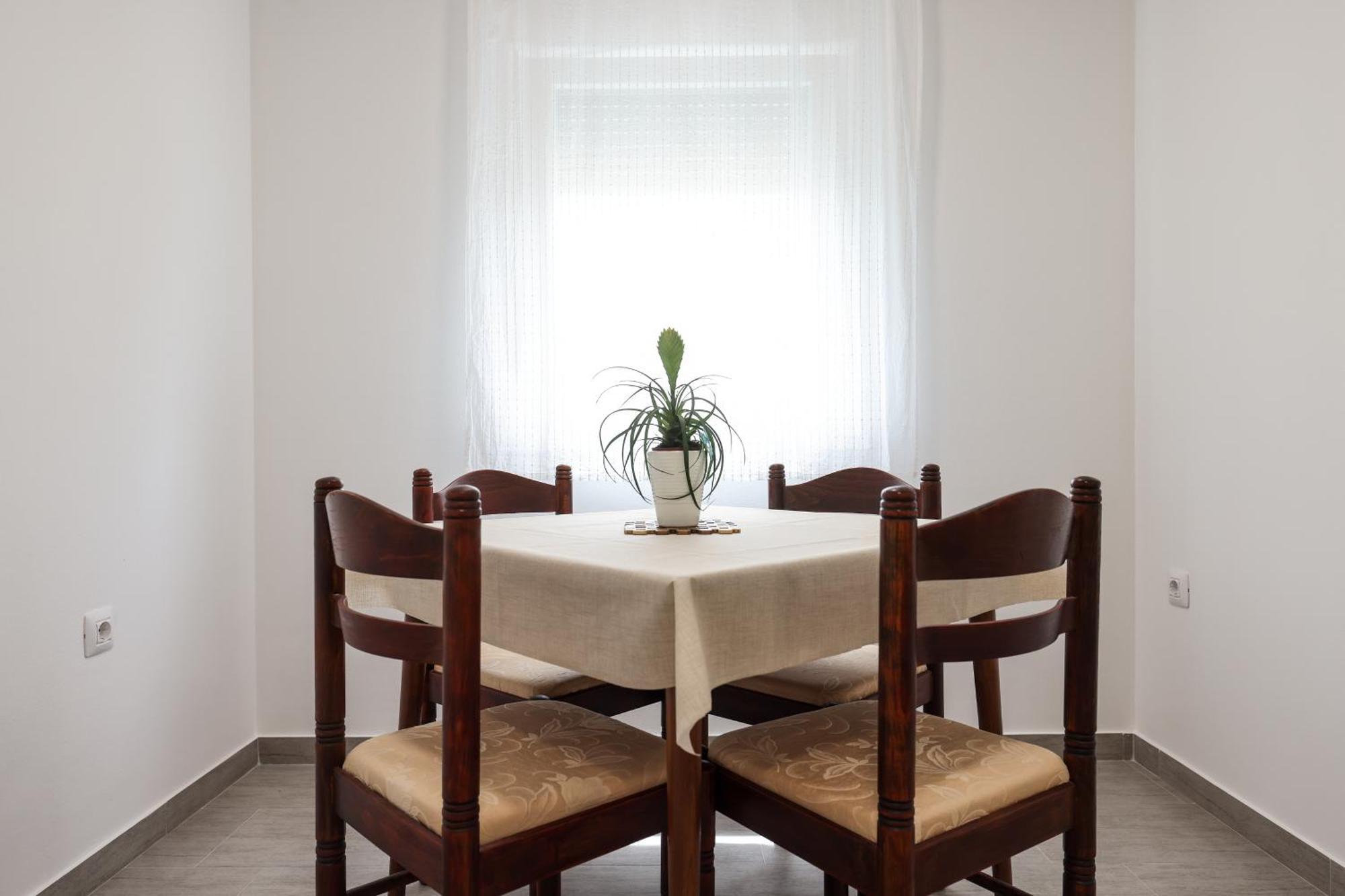 Apartments Kika ニン エクステリア 写真
