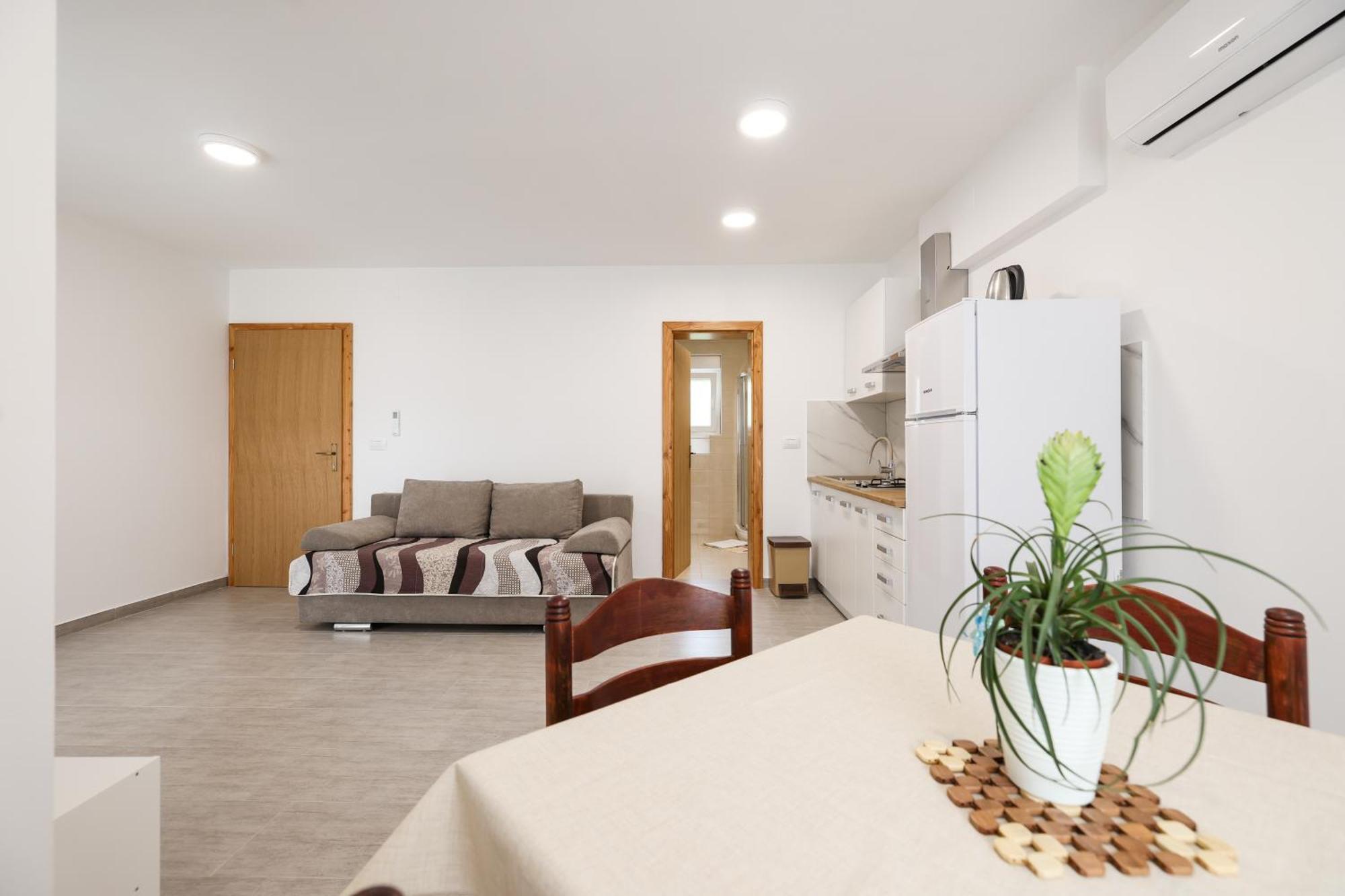 Apartments Kika ニン エクステリア 写真